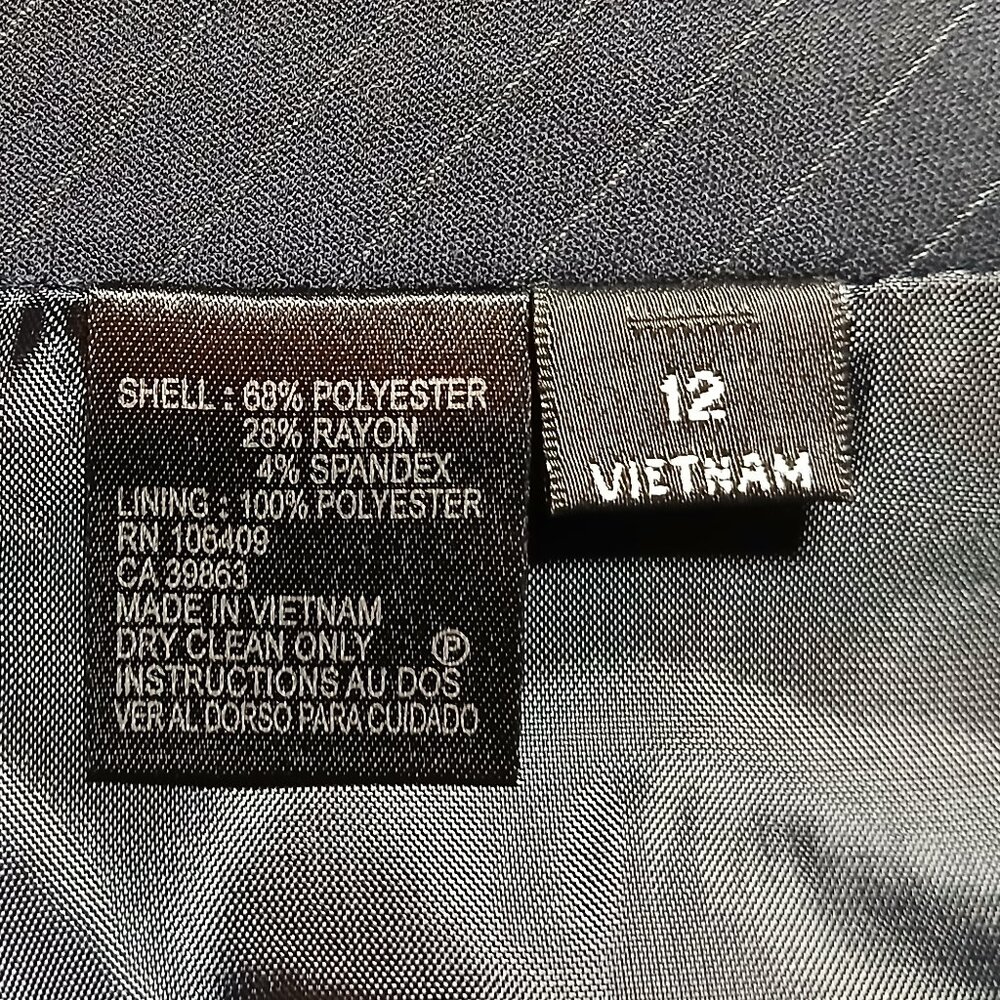 TAHARI Arthur S. Levine Black Pinstripe Professional Suit Blazer/Skirt EUC - Picture 15 of 16